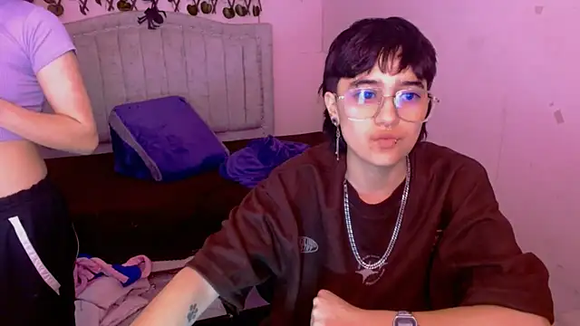 Snapshot of Britney_thx chatting on 20, 12, 2025 Britney thx online show from 20, 12, 2025