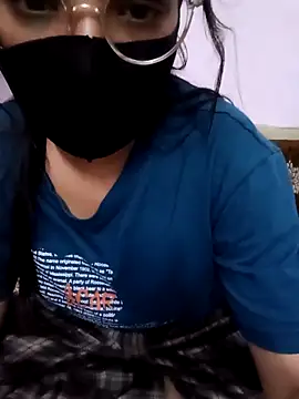 Sex Queen aaraya online show from 5, 3, 2026