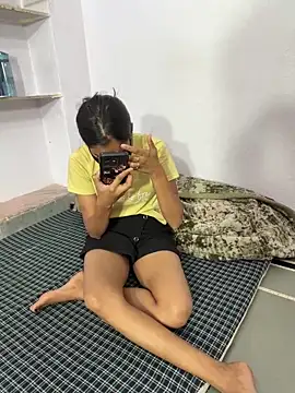 Sex Queen aaraya online show from 12, 3, 2026