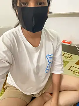 Sex Queen aaraya online show from 28, 5, 2026