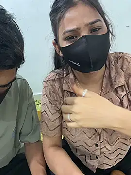 Sex Queen aaraya online show from 5, 4, 2026