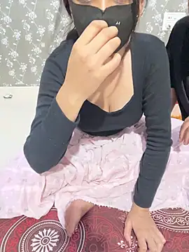 Sex Queen aaraya online show from 26, 4, 2026