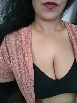 Snapshot of Deepa_Sharma143 chatting on 5, 7, 2026 Deepa Sharma143 online show from 5, 7, 2026
