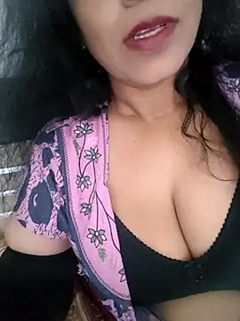 Deepa Sharma143 online show from 8, 3, 2026