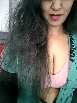 Deepa Sharma143 online show from 10, 4, 2026