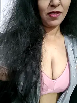 Snapshot of Deepa_Sharma143 chatting on 1, 3, 2026 Deepa Sharma143 online show from 1, 3, 2026