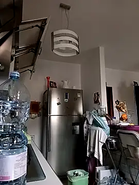 estrogeni online show from 31, 3, 2026