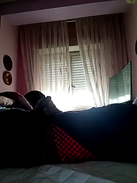 Snapshot of estrogeni chatting on 3, 11, 2025 estrogeni online show from 3, 11, 2025