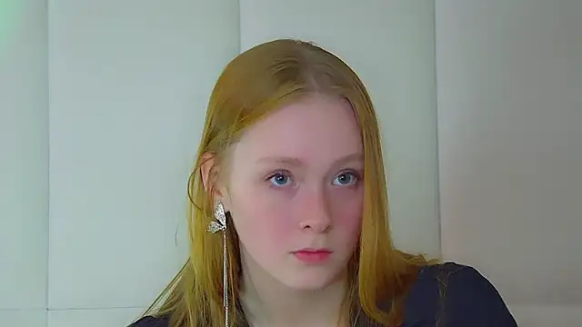 AgataFoxley online show from 9, 9, 2025