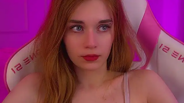 Snapshot of MelissaBauch chatting on 3, 2, 2026 MelissaBauch online show from 3, 2, 2026