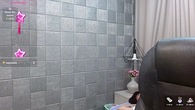 Iantwink18 online show from 5, 12, 2025