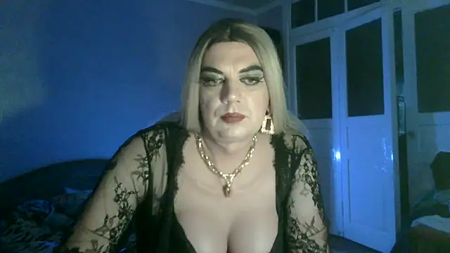 NiraFrost online show from 5, 11, 2025