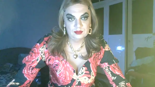 NiraFrost online show from 6, 11, 2025