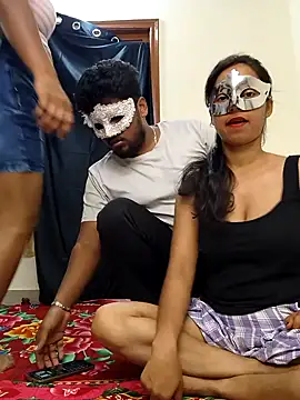 Family02 online show from 24, 9, 2025