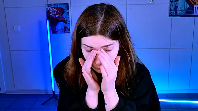 AliceCUNTach online show from 30, 10, 2025