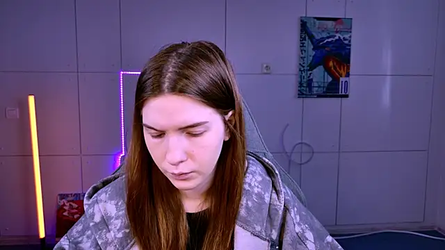 AliceCUNTach online show from 10, 9, 2025