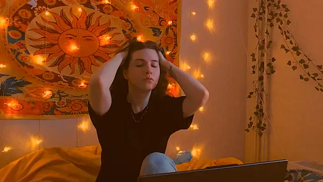 AliceCUNTach online show from 25, 2, 2026