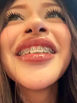 Bunnyylovee online show from 25, 3, 2026