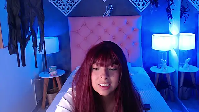 Maia Reficco online show from 16, 10, 2025