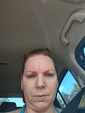 aussiepeaches online show from 4, 10, 2025