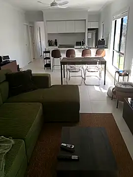 aussiepeaches online show from 12, 4, 2026