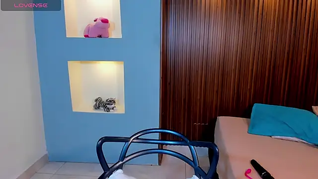 Snapshot of RebecaRush4 chatting on 7, 10, 2025 RebecaRush4 online show from 7, 10, 2025