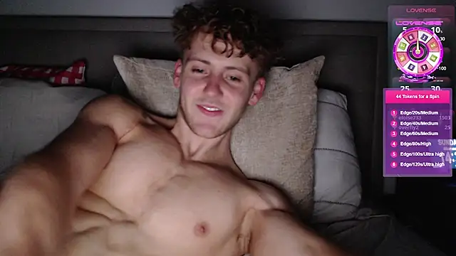 Snapshot of DominantAlex18 chatting on 1, 3, 2026 DominantAlex18 online show from 1, 3, 2026