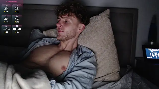 Snapshot of DominantAlex18 chatting on 19, 2, 2026 DominantAlex18 online show from 19, 2, 2026