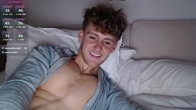 Snapshot of DominantAlex18 chatting on 27, 2, 2026 DominantAlex18 online show from 27, 2, 2026