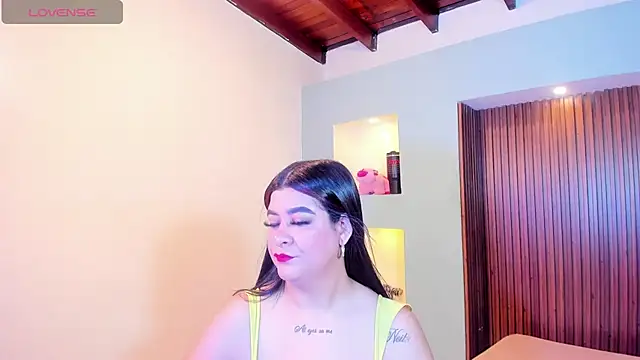 TianaGlow26 online show from 15, 9, 2025