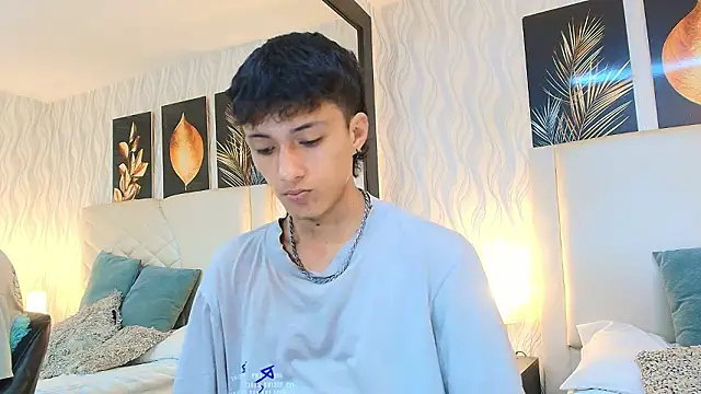 Lean Portman online show from 11, 3, 2026