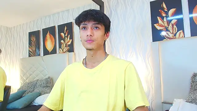 Lean Portman online show from 12, 11, 2025