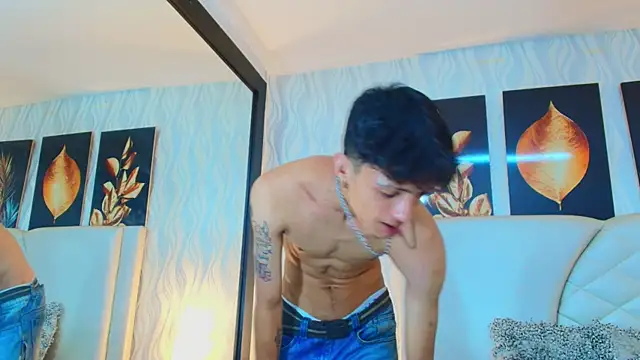 Lean Portman online show from 17, 9, 2025