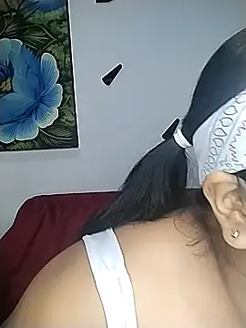 Angelly ricura online show from 7, 10, 2025