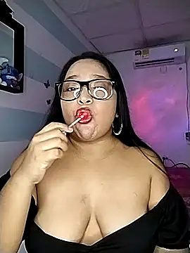 Angelly ricura online show from 6, 10, 2025