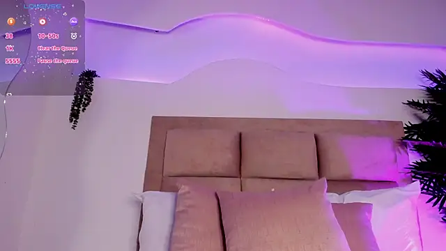 Aliina  Sauvage online show from 8, 10, 2025