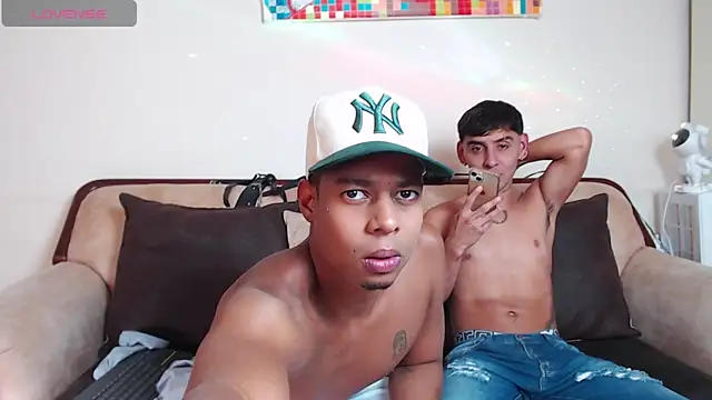 SpicyBoys X online show from 12, 4, 2026