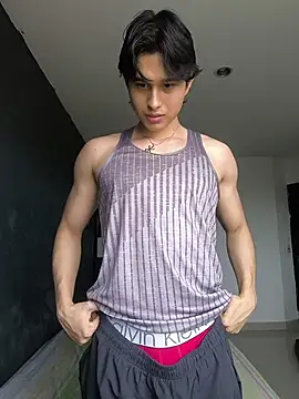 Snapshot of TeddyBear_07 chatting on 31, 10, 2025 TeddyBear 07 online show from 31, 10, 2025