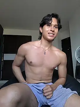 Snapshot of TeddyBear_07 chatting on 8, 11, 2025 TeddyBear 07 online show from 8, 11, 2025