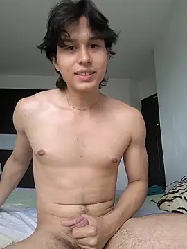 Snapshot of TeddyBear_07 chatting on 17, 10, 2025 TeddyBear 07 online show from 17, 10, 2025