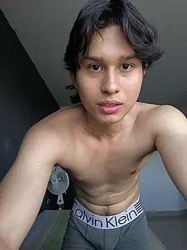 Snapshot of TeddyBear_07 chatting on 28, 10, 2025 TeddyBear 07 online show from 28, 10, 2025