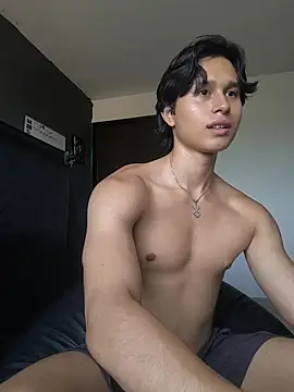 Snapshot of TeddyBear_07 chatting on 10, 11, 2025 TeddyBear 07 online show from 10, 11, 2025