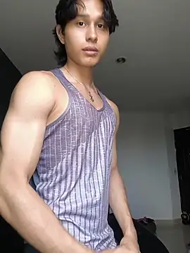 Snapshot of TeddyBear_07 chatting on 7, 11, 2025 TeddyBear 07 online show from 7, 11, 2025