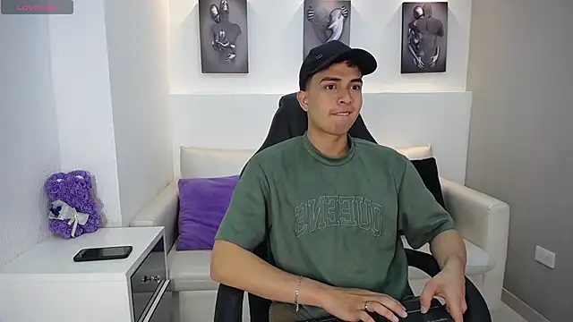 Cady Hot online show from 16, 12, 2025