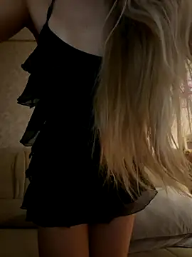 Nikihot   online show from 12, 10, 2025