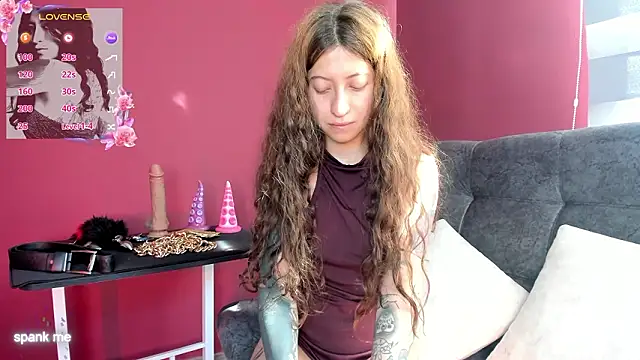 Roshhell1 online show from 6, 2, 2026