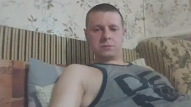 Snapshot of nedstark12 chatting on 3, 6, 2026 nedstark12 online show from 3, 6, 2026