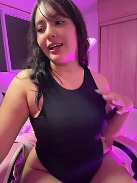 Snapshot of Angeldusttt chatting on 10, 5, 2026 Angeldusttt online show from 10, 5, 2026