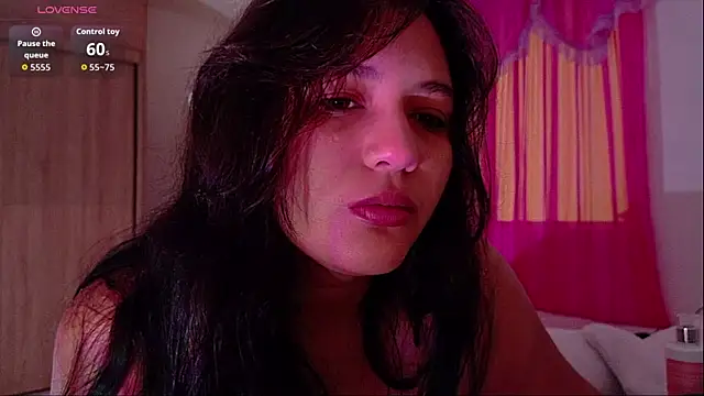 Snapshot of Angeldusttt chatting on 19, 5, 2026 Angeldusttt online show from 19, 5, 2026