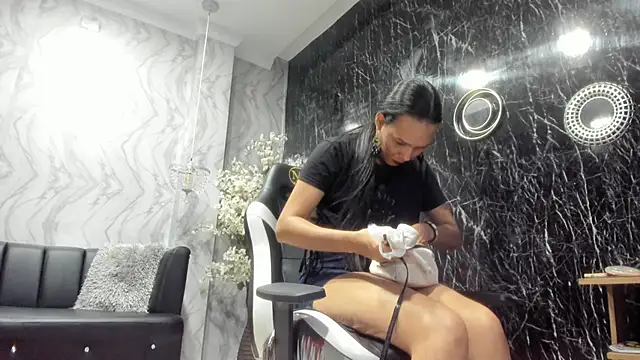 Nicollemillf online show from 14, 1, 2026